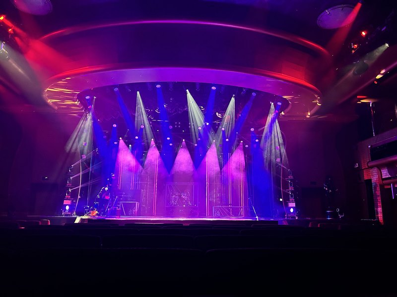 Carnival Magic’s Theater Updated with New Lights