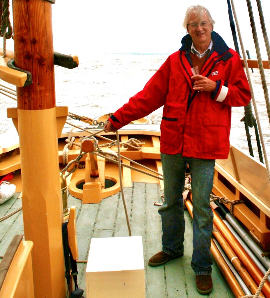 Paralympian champion, marine journalists and experts on stage at SIBS 2024