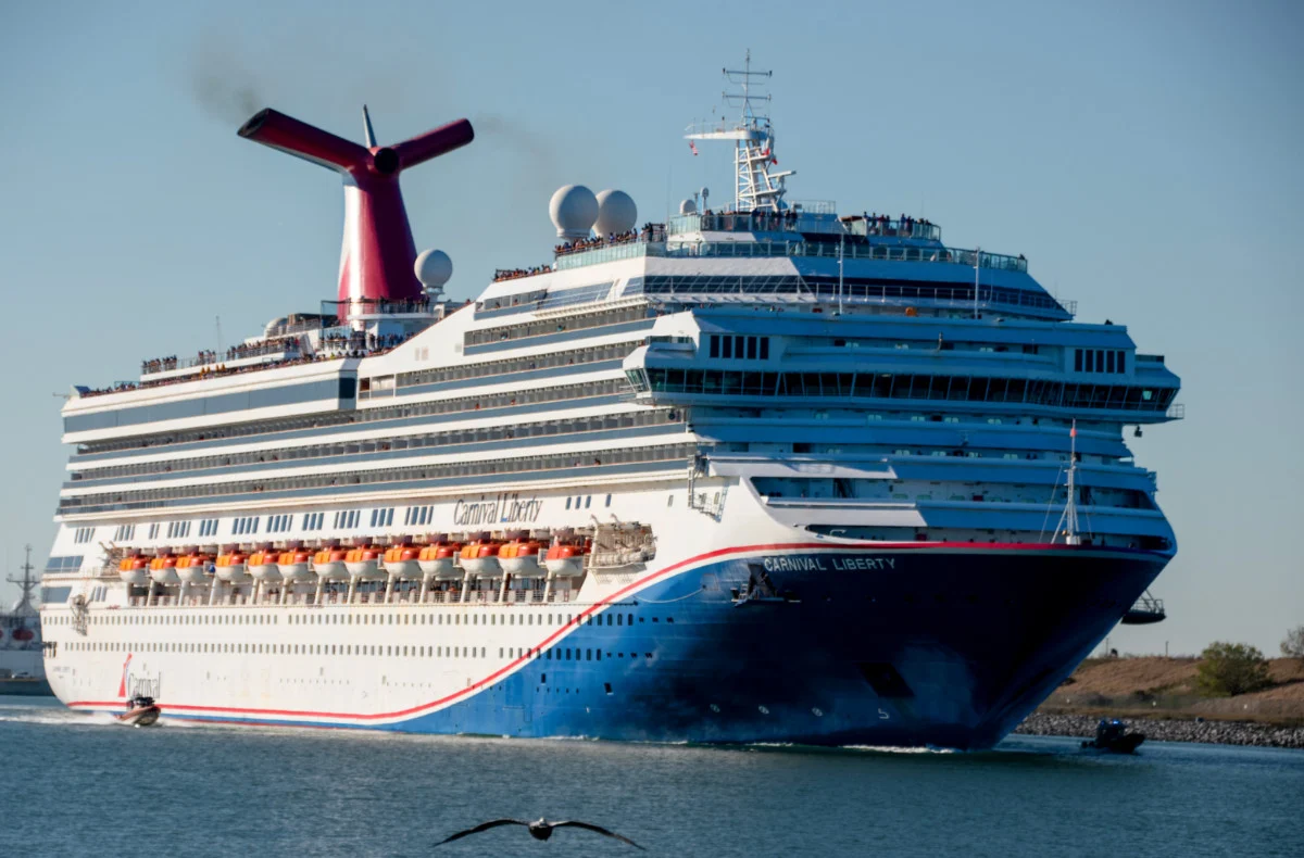 Carnival Celebrates 30 Years of Cruise Departures from New Orleans