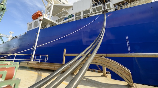 Polar Tanker, Inc.’s Shore Power Initiative / Leading the way in maritime sustainability