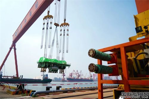 China Shipbuilding Tianjin imports 1,000-ton marine engine with 