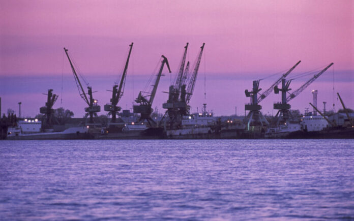 Iran firm moves to acquire Russia’s Astrakhan Port Iran firm moves to acquire Russia’s Astrakhan Port