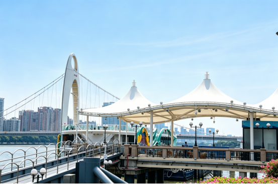 Guangzhou adds a new pier on the water, the relocation and construction project of the Canton Tower Water Bus Pier has been successfully completed.